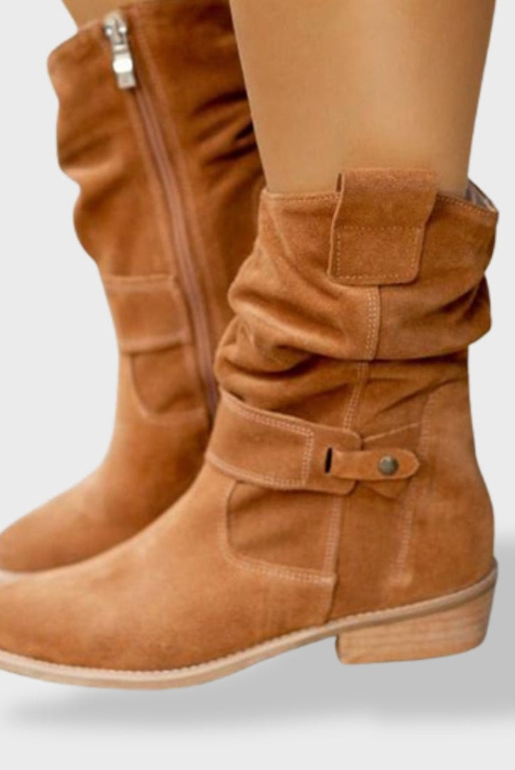 Alma | Botas Camperas de Ante Mujer Caña Media Hebilla