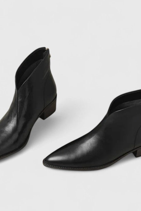 Alma | Botines Camperos de Piel Planos Mujer Punta Fina