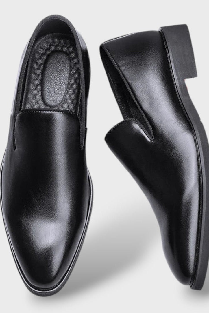 Arturo | Mocasines Negros de Cuero Hombre Puntera Afilada