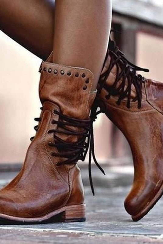 Berta | Botas Militares con Cordones Mujer Caña Media Tacón Bajo