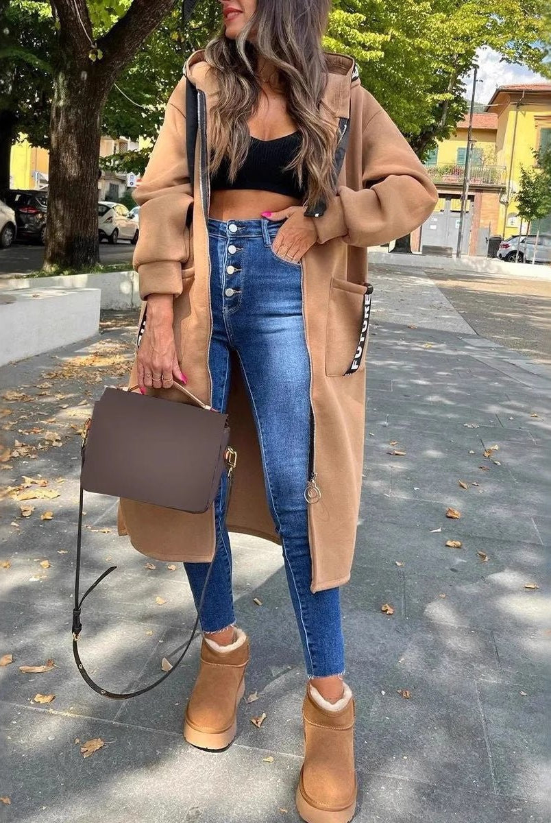 Covadonga | Parka Larga Oversize con Capucha Mujer Detalle Letras