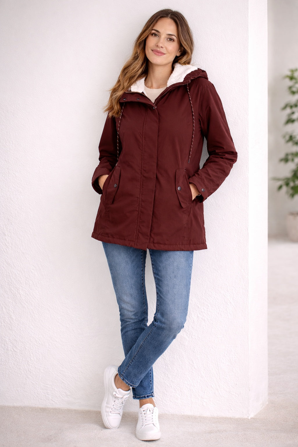 Daniela | Parka Impermeable Mujer con Capucha Forrada