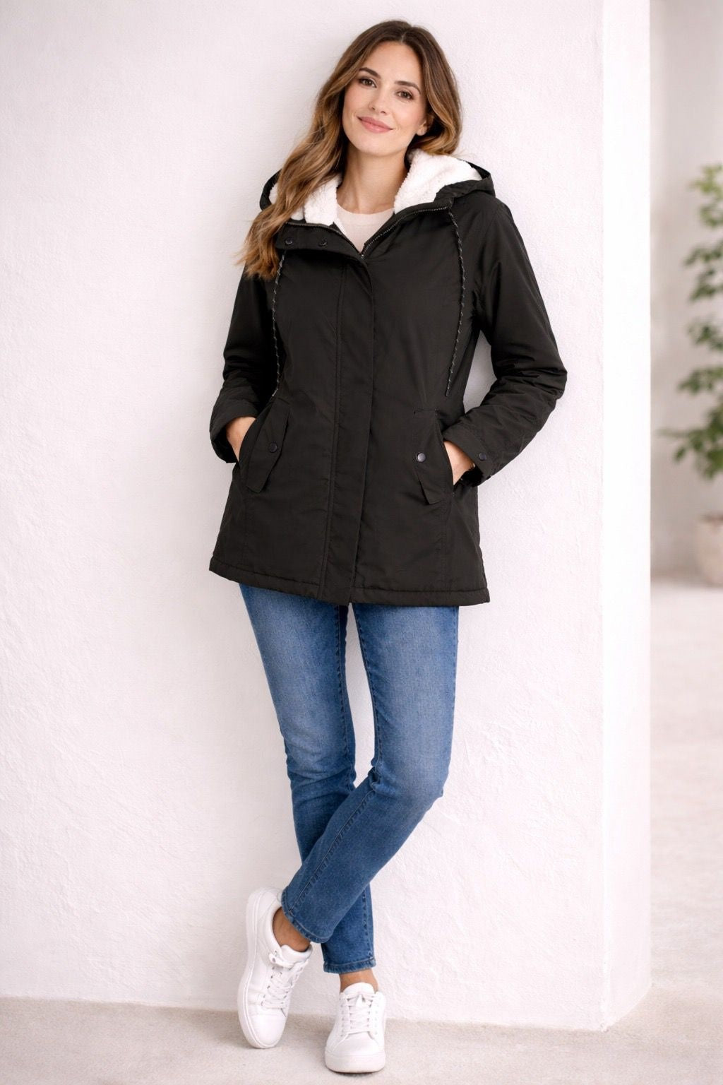 Daniela | Parka Impermeable Mujer con Capucha Forrada