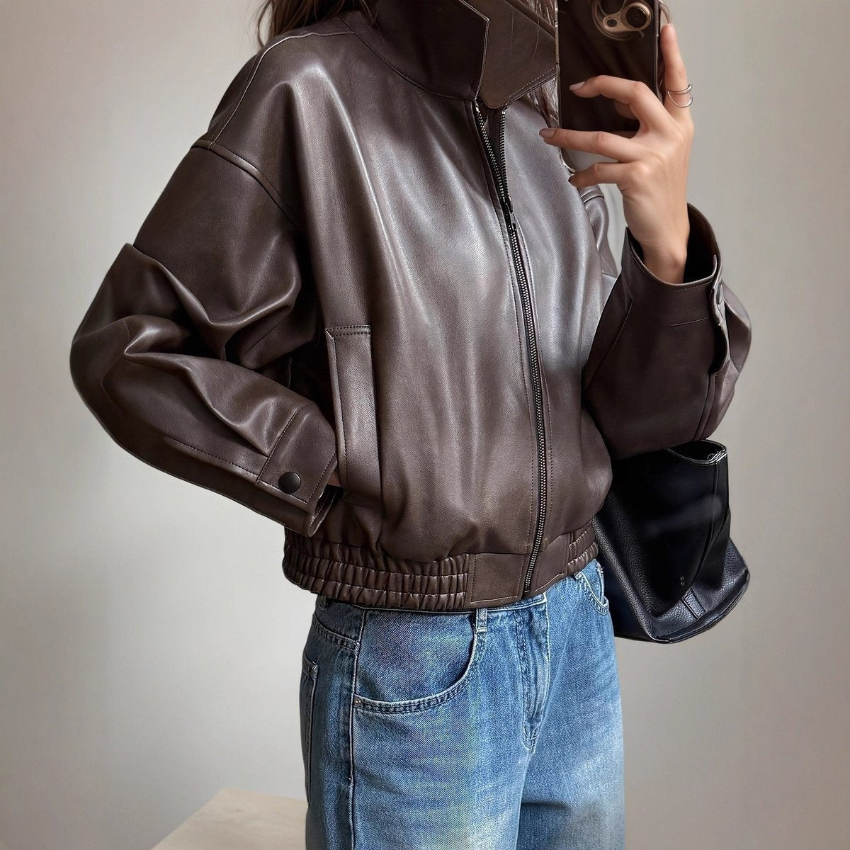 Delia | Chaqueta Motera de Piel Mujer Cintura Elástica Cremallera