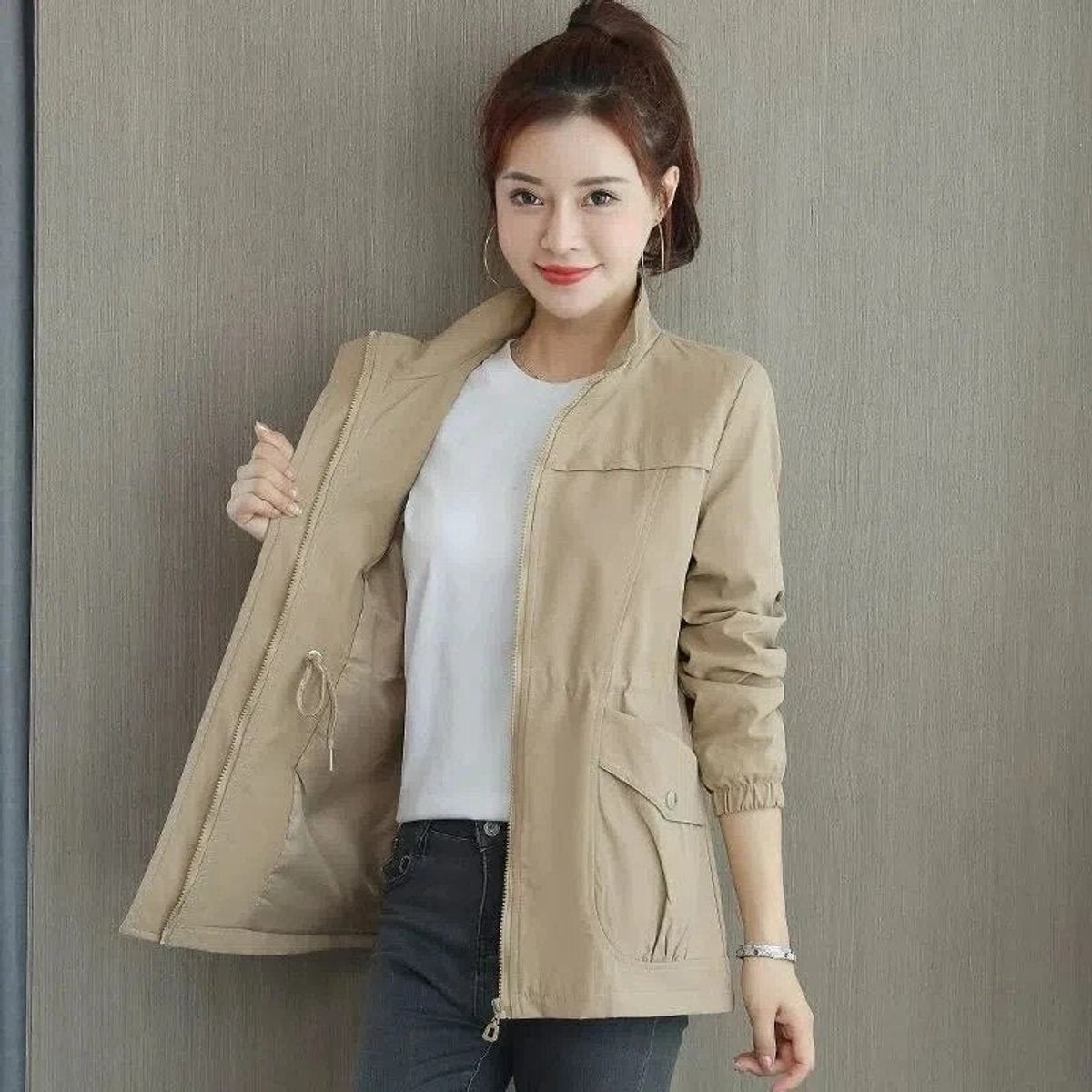 Esther | Chaqueta Militar Ligera Mujer Cremallera Cintura Ajustable