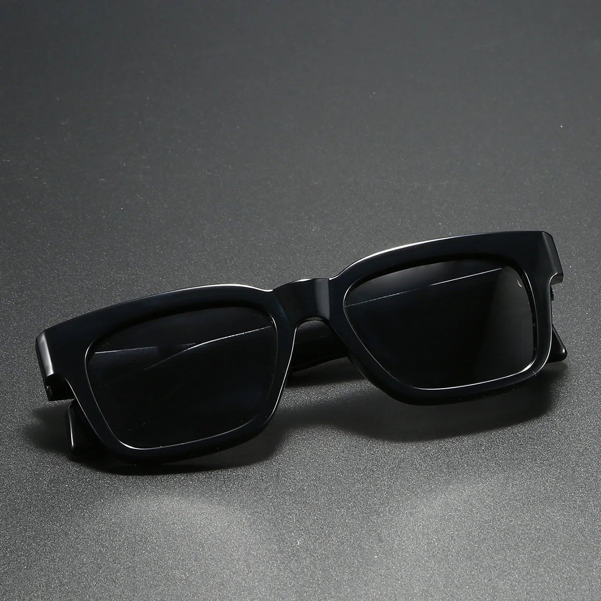 Gafas de Sol Polarizadas Marco Cuadrado Hombre Templos Gruesos