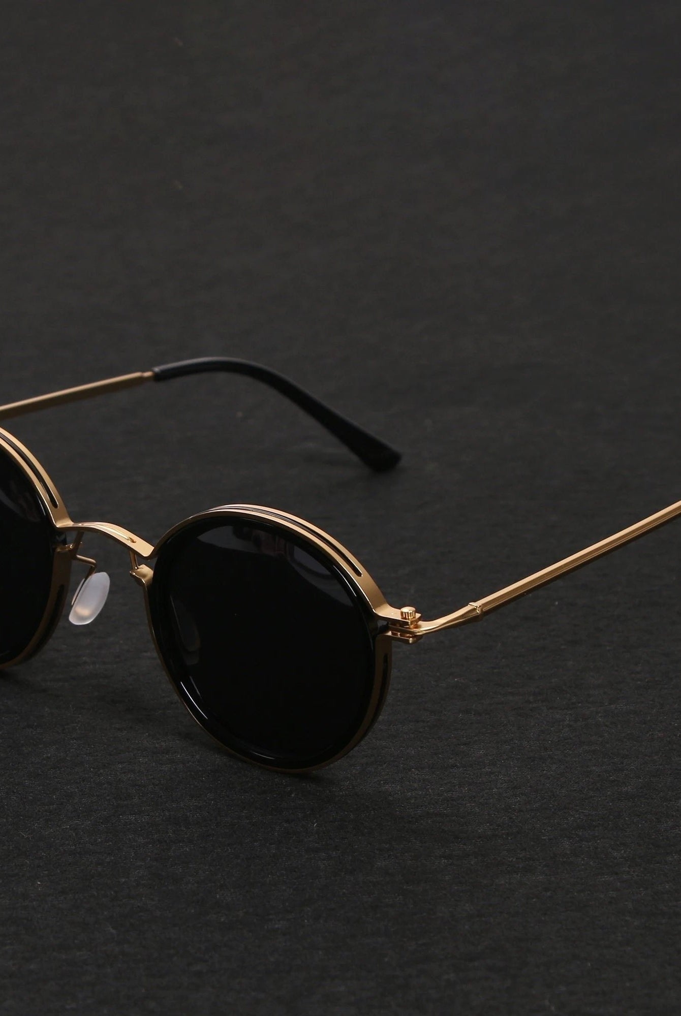 Gafas de Sol Redondas Mujer Patillas Doradas