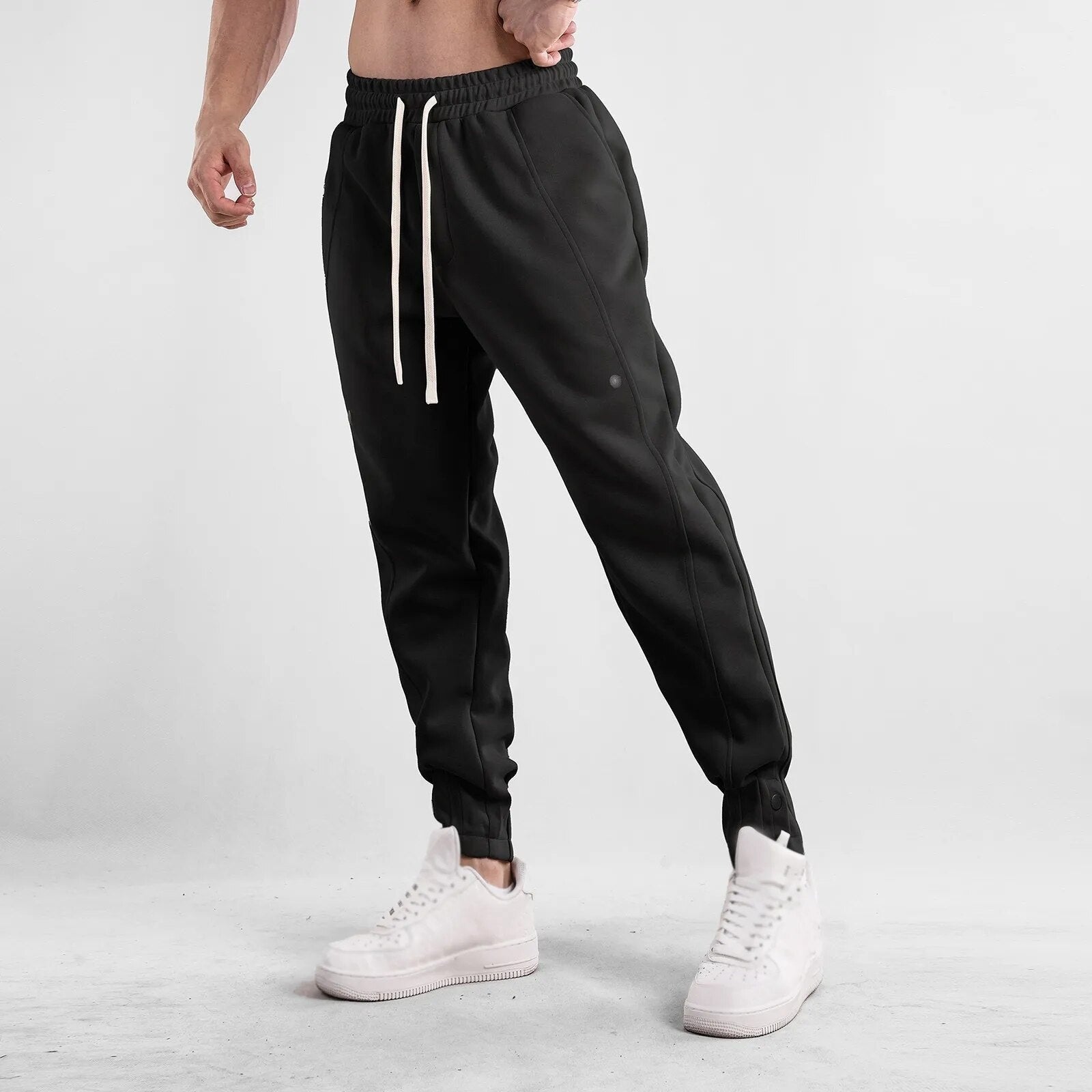 Héctor | Jogger de Algodón Hombre Puños con Botones