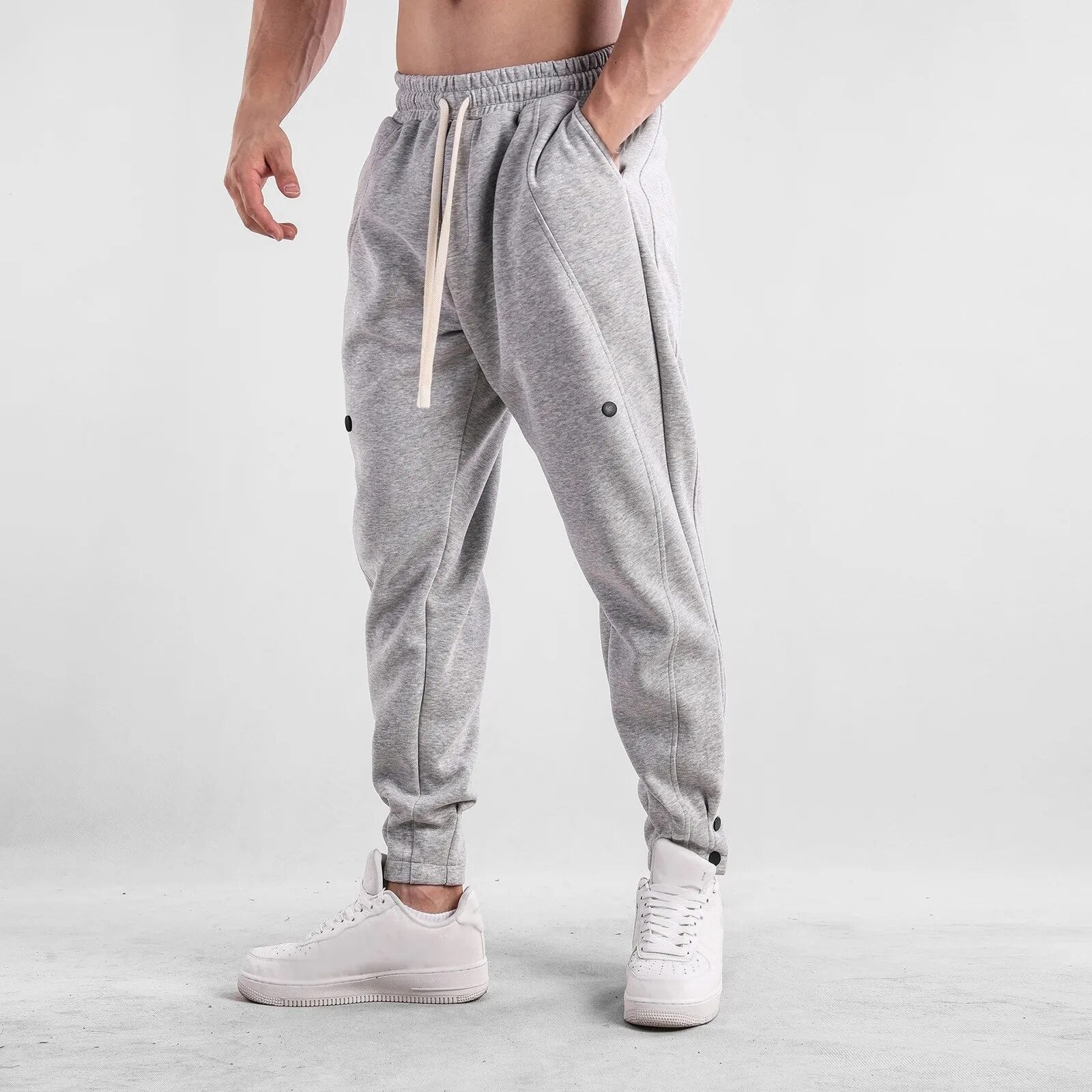 Héctor | Jogger de Algodón Hombre Puños con Botones