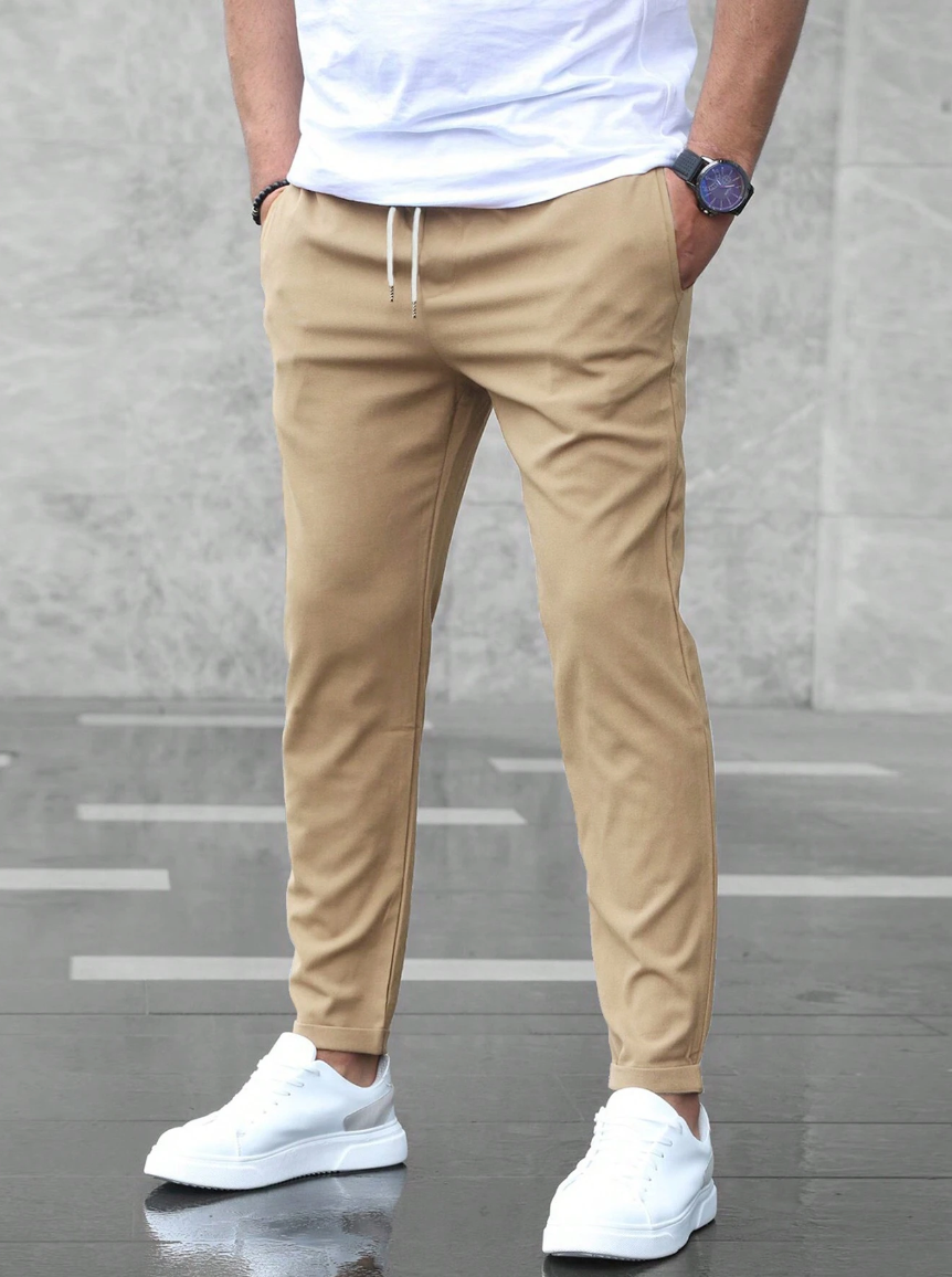 Iker | Pantalón Jogger Chino Hombre Cintura Elástica Corte Slim