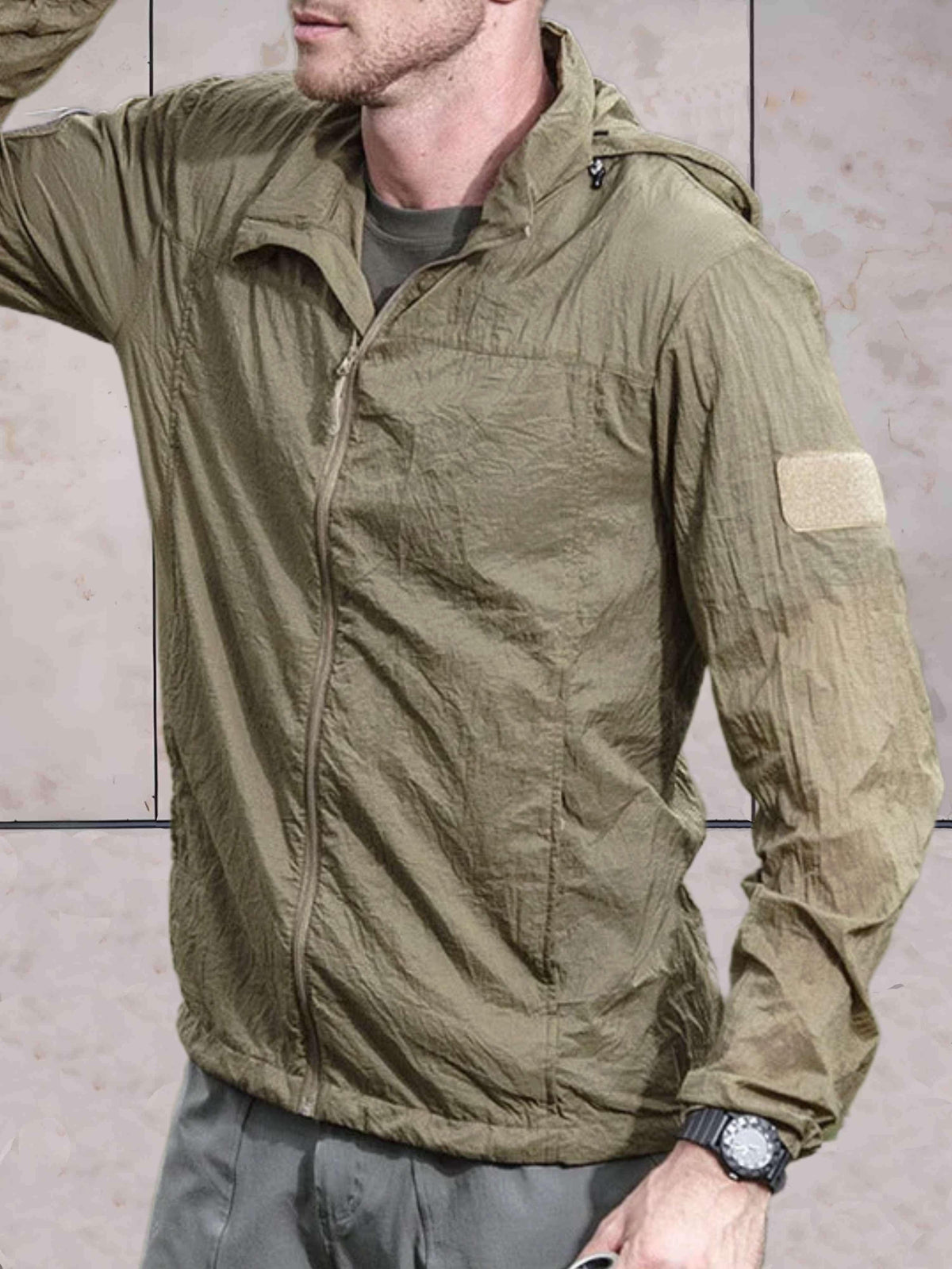 Iván | Anorak Hombre Cortavientos con Capucha Cremallera
