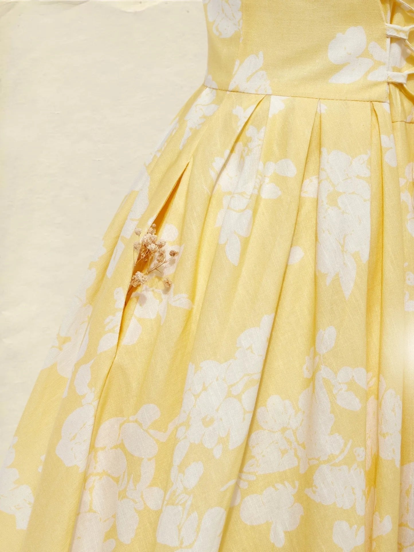 Marisol | Vestido Midi Sin Mangas de Lino Floral Mujer
