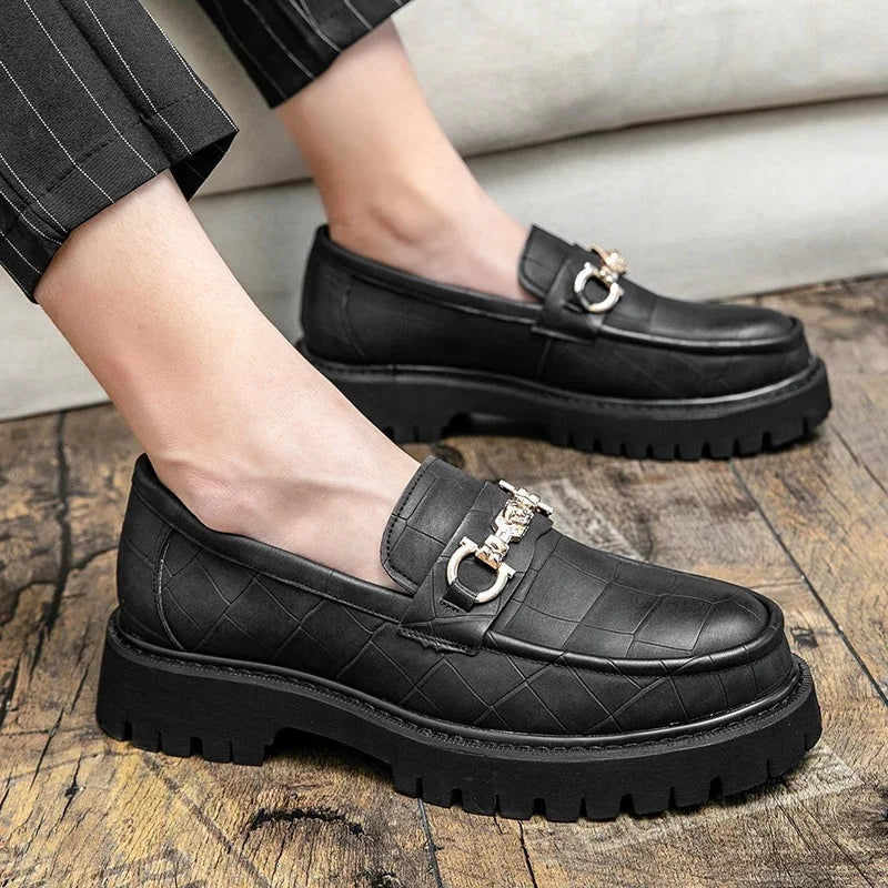 Mocasines Hombre Suela Gruesa con Hebilla Dorada