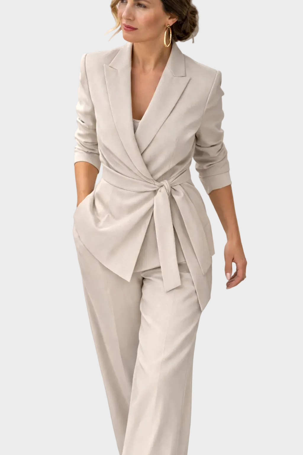 Montserrat | Traje Pantalón con Lazo Mujer Elegante