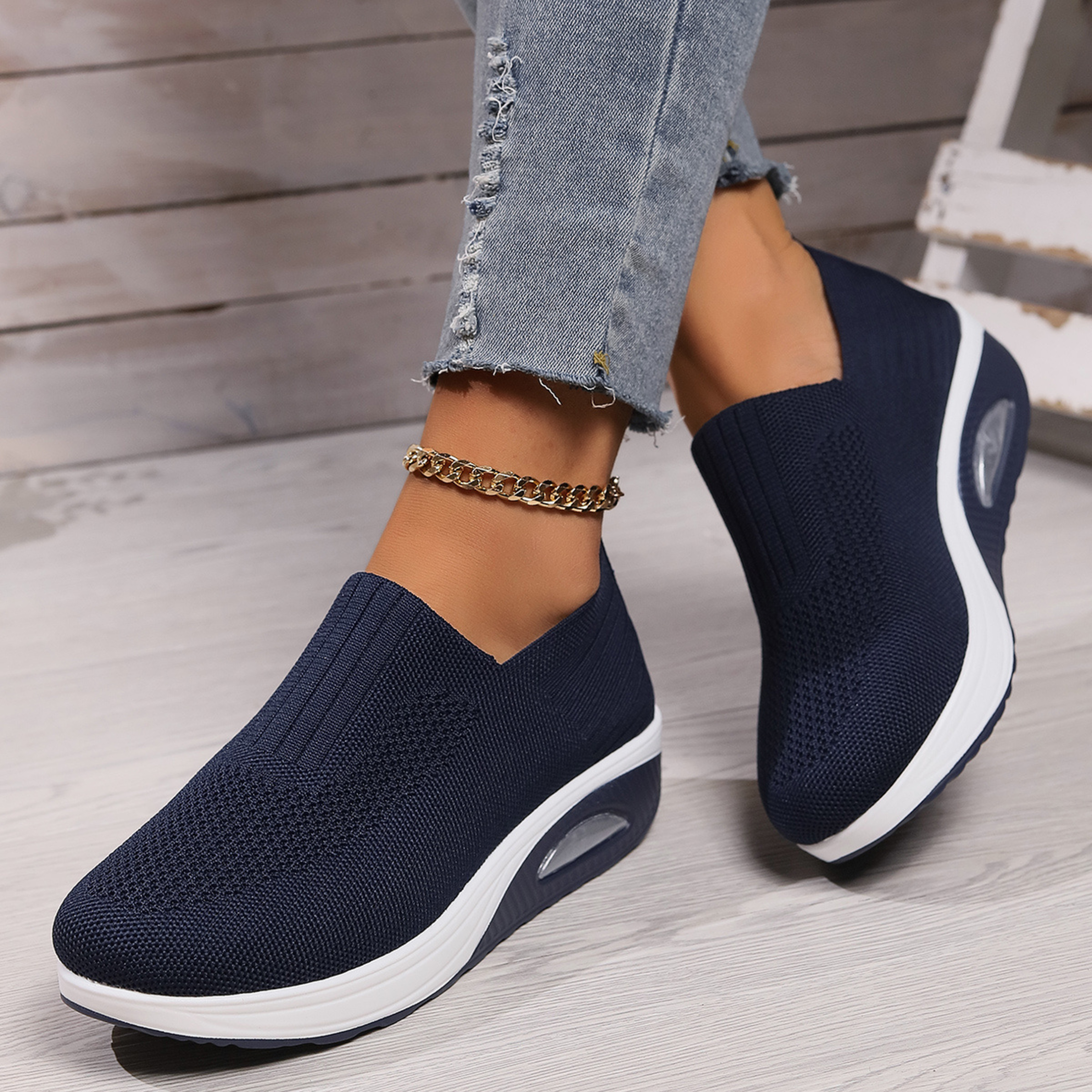 Nerea | Zapatillas Slip-On Mujer Suela Amortiguadora Sin Cordones
