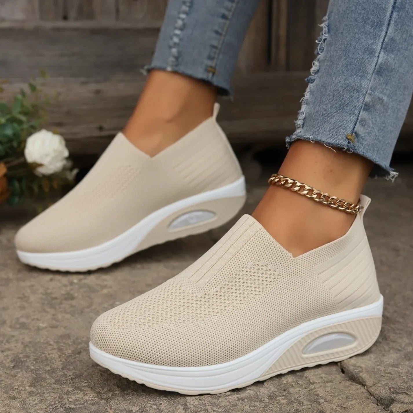 Nerea | Zapatillas Slip-On Mujer Suela Amortiguadora Sin Cordones