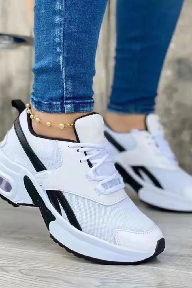 Nuria | Zapatillas Deportivas Mujer Suela Amortiguada Cordones