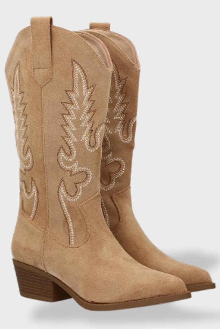 Rocío | Botas Camperas Mujer de Ante Caña Alta Bordado Western