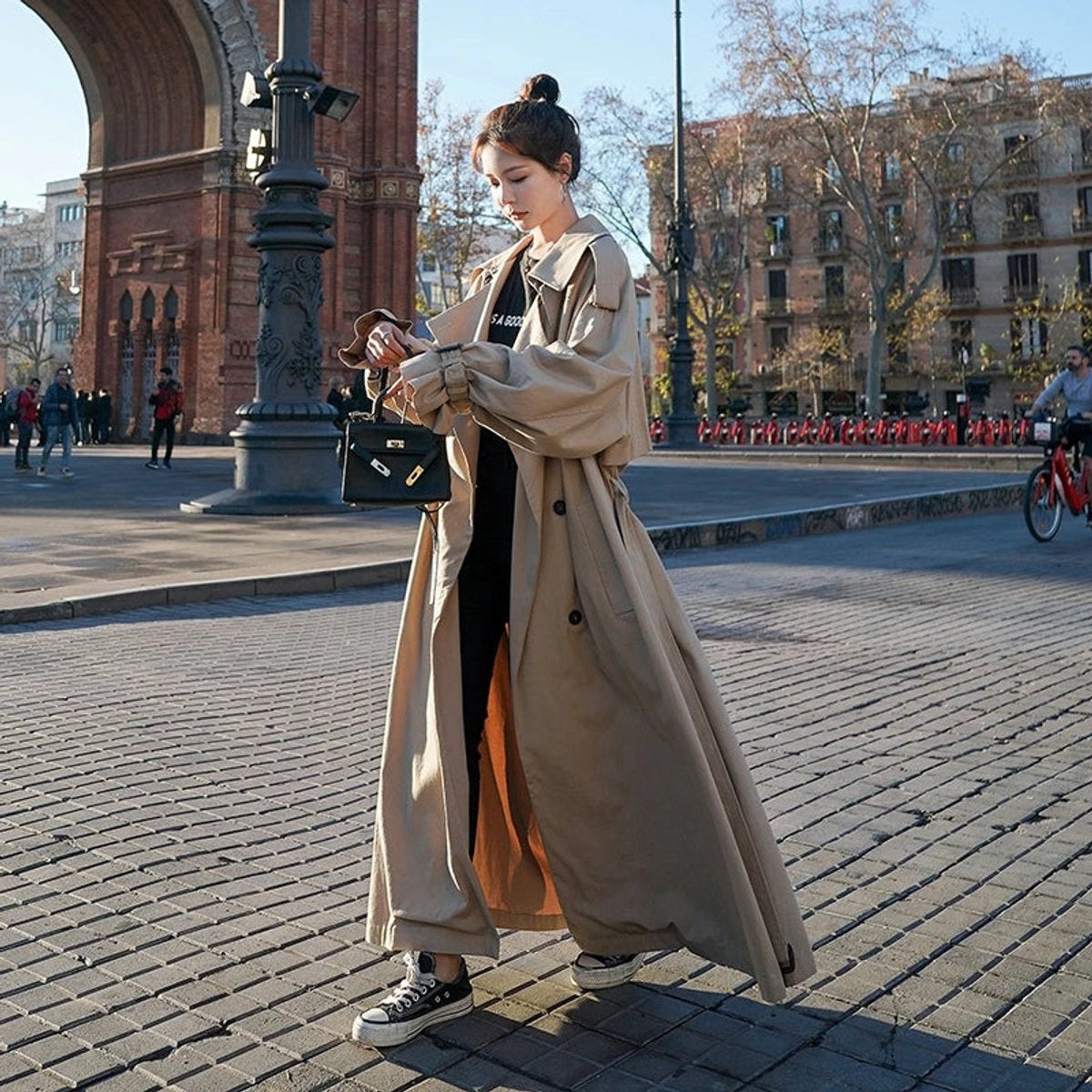 Rocío | Gabardina Larga Oversize Mujer Doble Botonadura con Cinturón