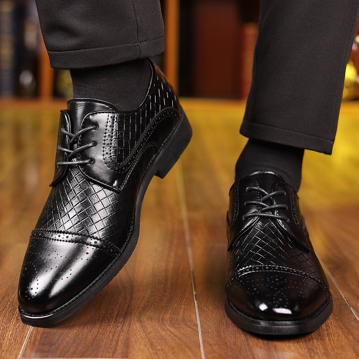 Rodrigo | Zapato Oxford Brogue de Cuero Hombre con Cordones