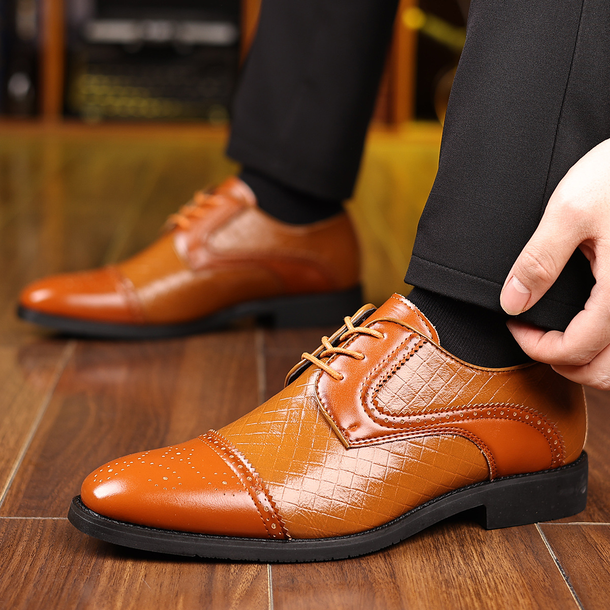 Rodrigo | Zapato Oxford Brogue de Cuero Hombre con Cordones