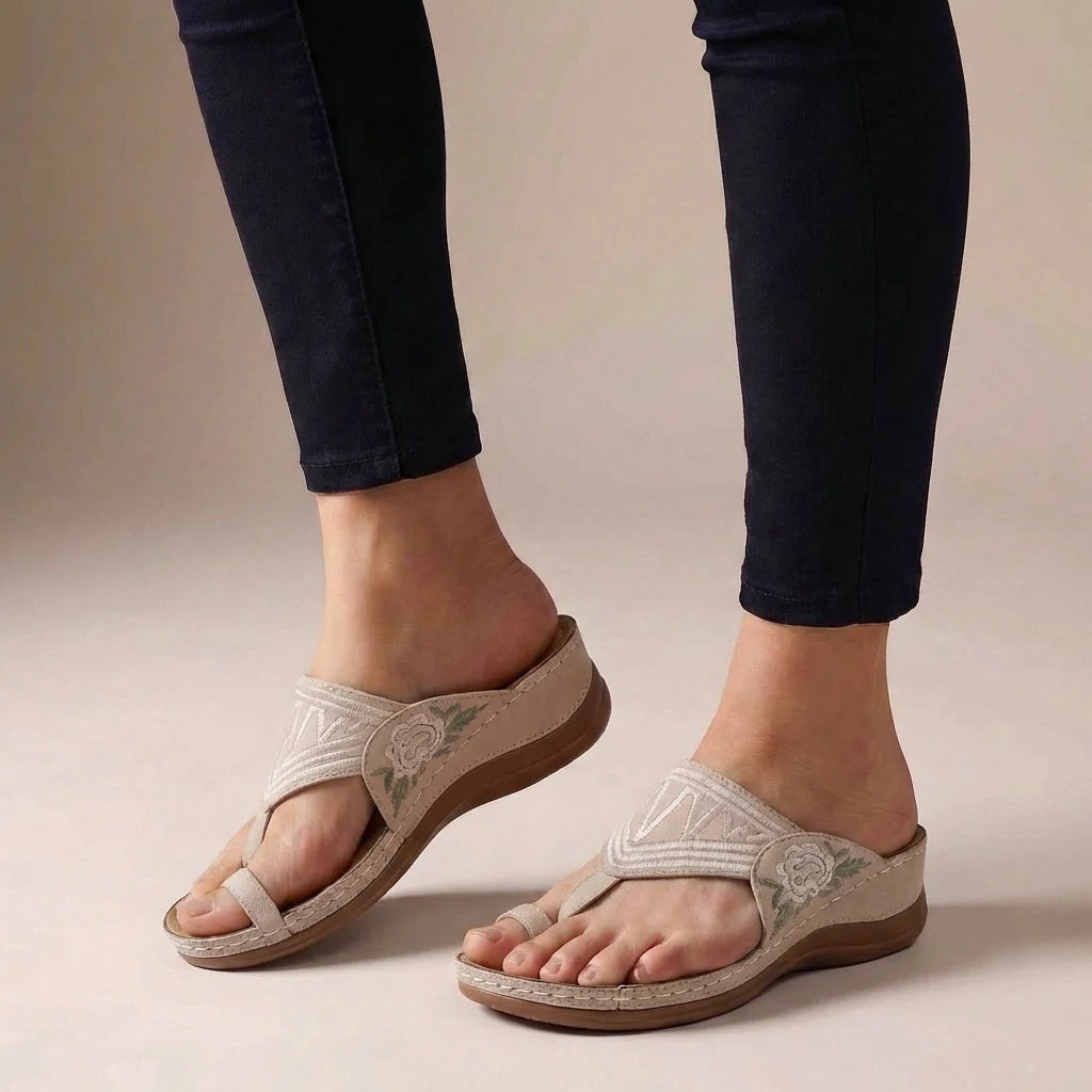 Sandalias de Cuña Bordadas Mujer Tira Entre Dedos