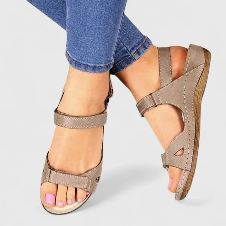Sandalias Planas con Tiras Cruzadas Mujer Hebilla