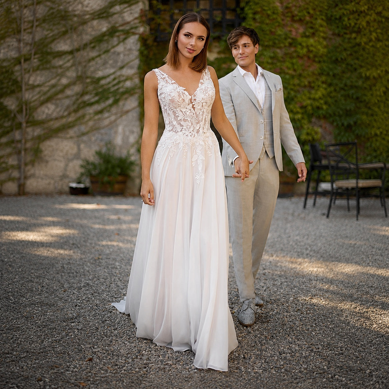 Sofía | Vestido de Novia Boho Mujer Encaje Escote V Sin Mangas