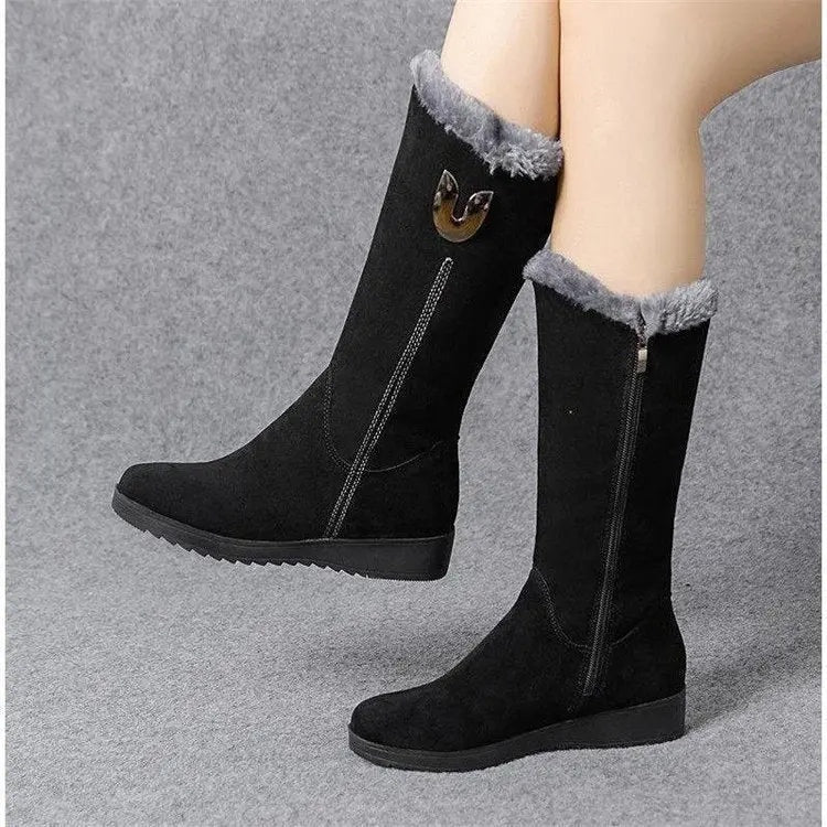 Valeria | Botas Planas de Ante Mujer Forro Interior Caña Media