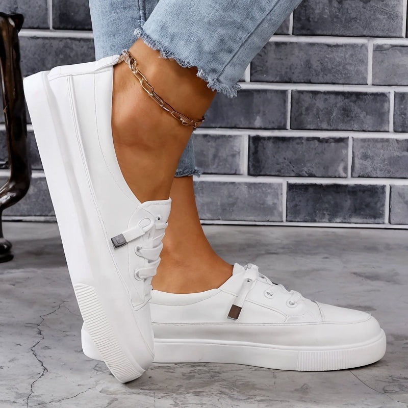 Vega | Tenis de Vestir Mujer Cordones Suela Plana