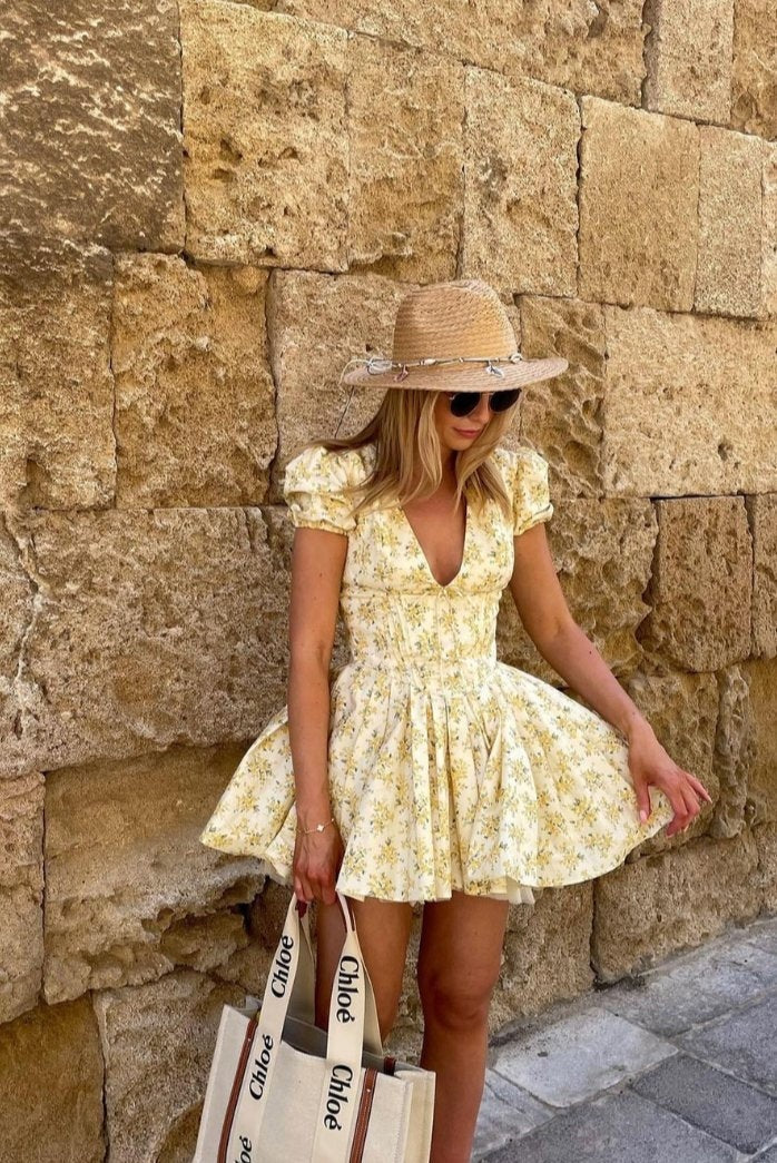 Vestido Corto con Espalda Descubierta Mujer Estampado Floral