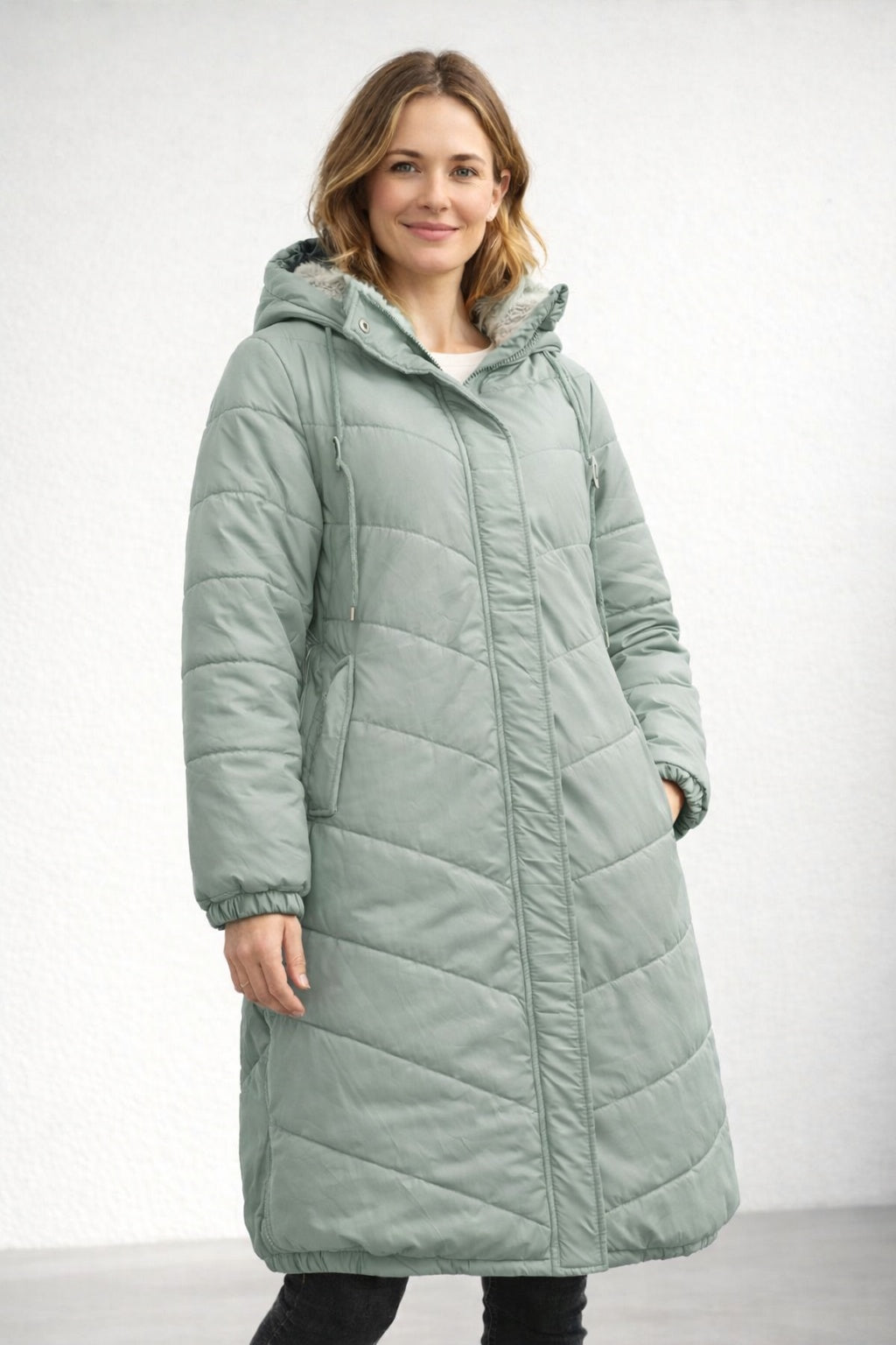 Abril | Parka Larga Acolchada Mujer con Capucha
