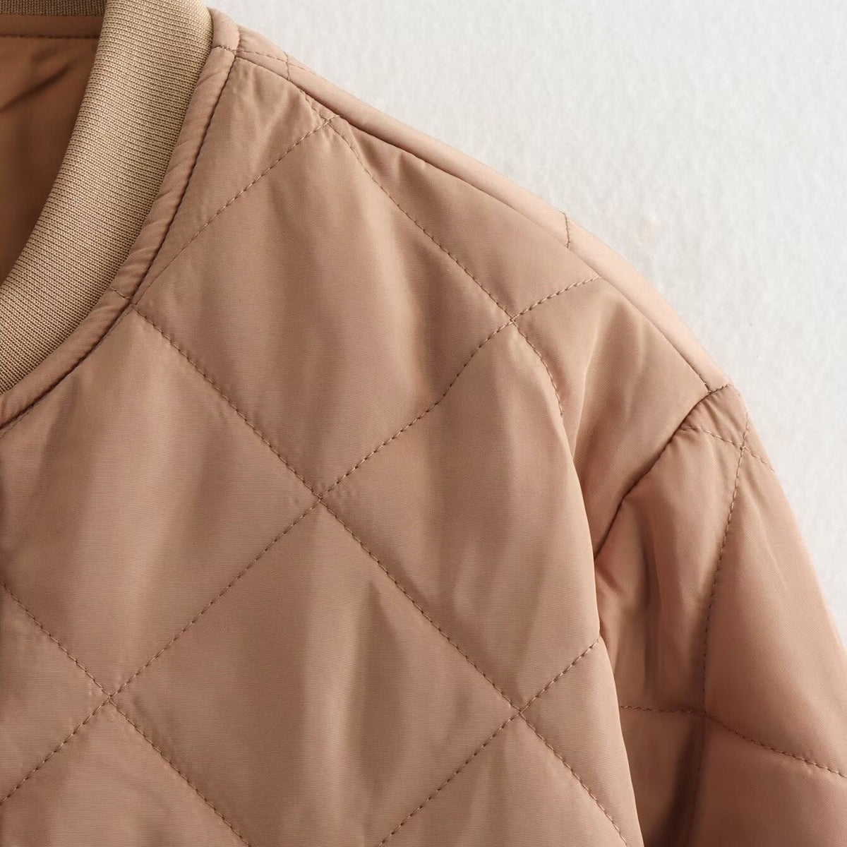 Aitana | Chaqueta Bomber Acolchada Mujer Cuello Redondo
