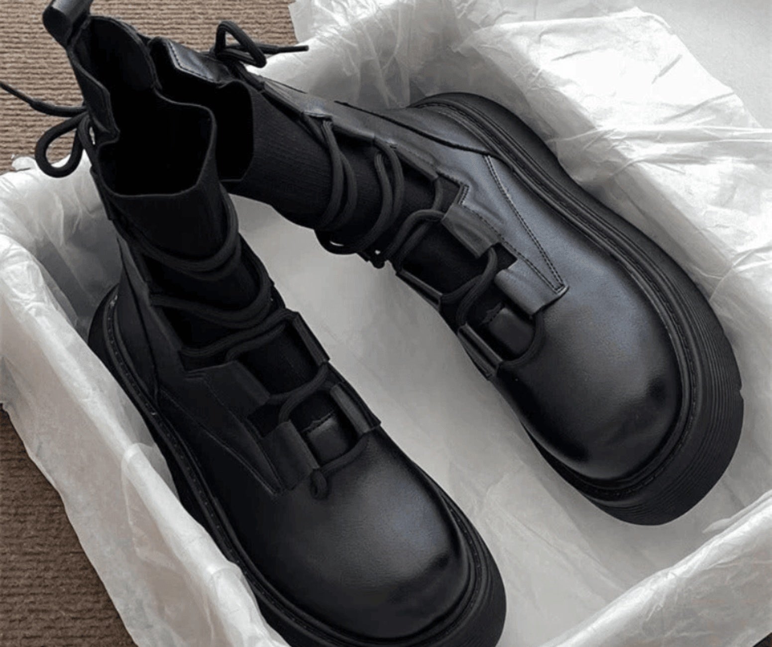 Amaia | Botas Militares Plataforma Mujer con Cordones y Hebillas