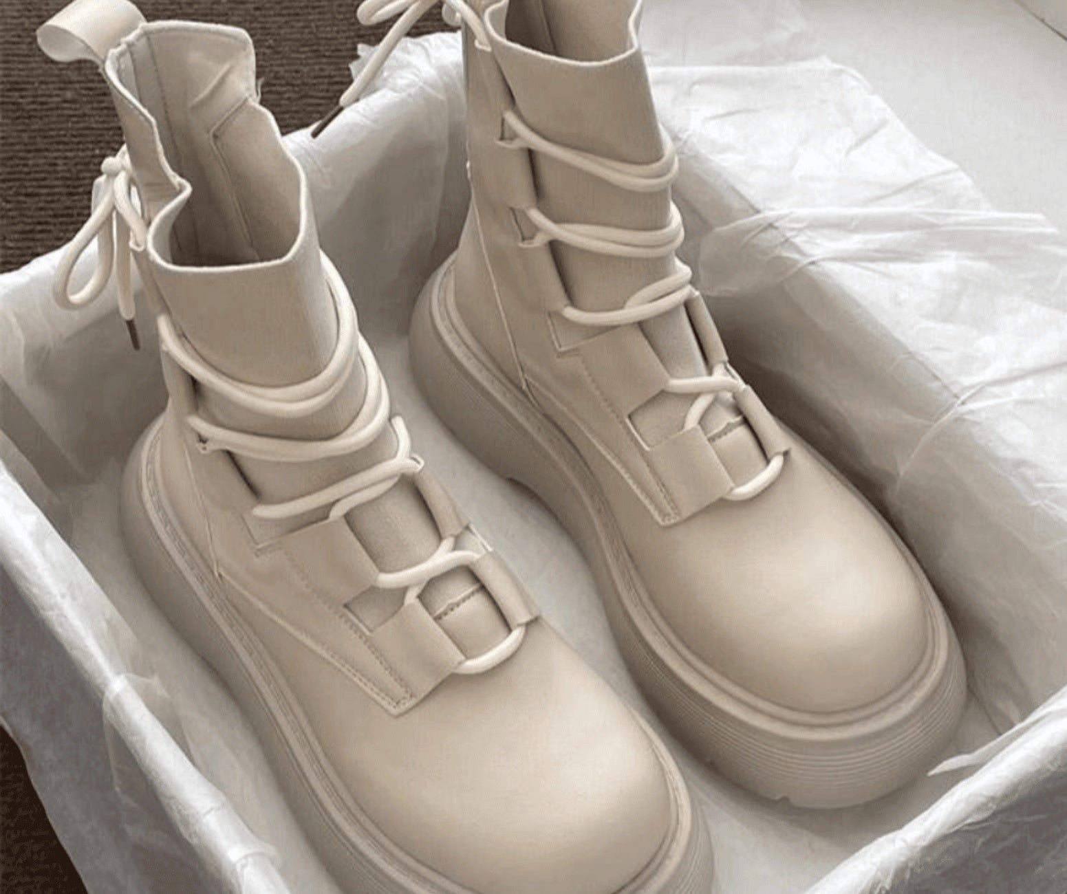 Amaia | Botas Militares Plataforma Mujer con Cordones y Hebillas