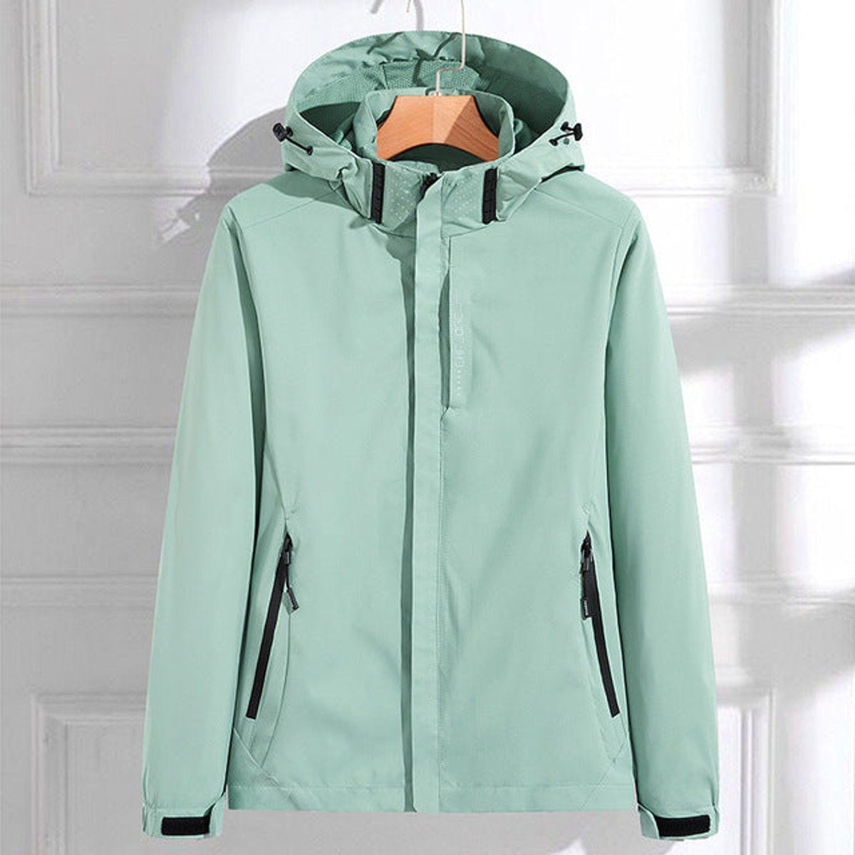 Amaia | Chaqueta Impermeable con Capucha Mujer Cortavientos