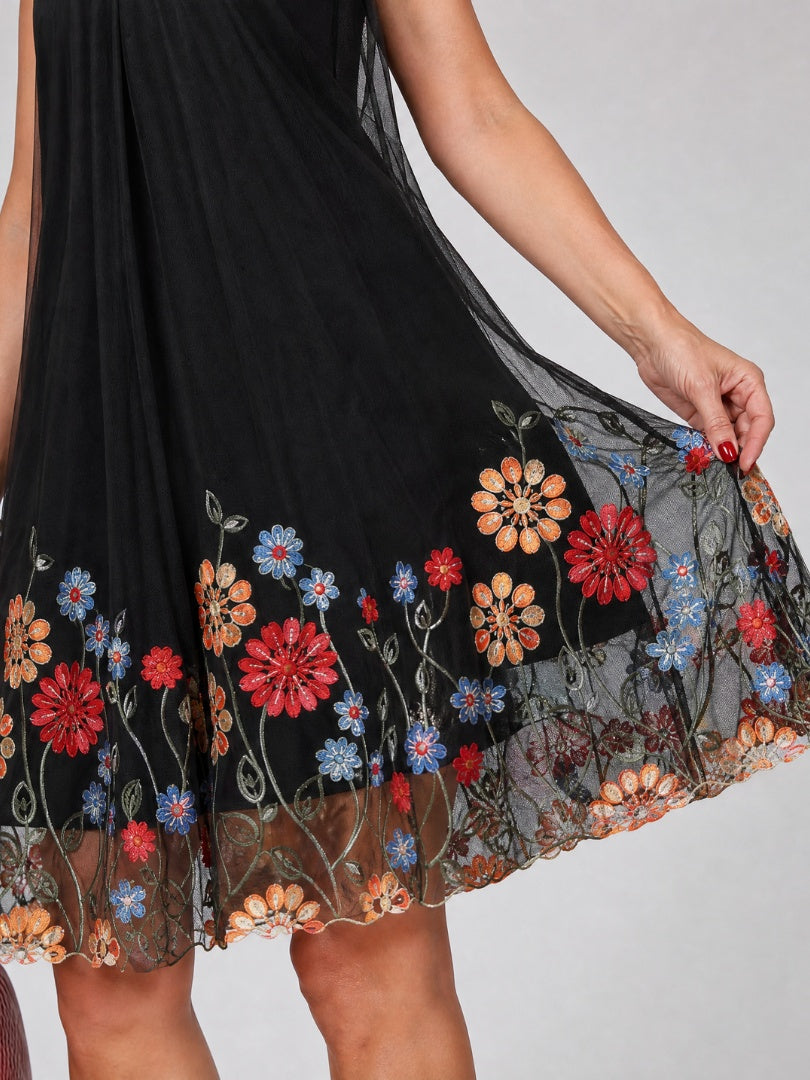 Candela | Vestido Corto Halter Bordado Floral Mujer Sin Mangas