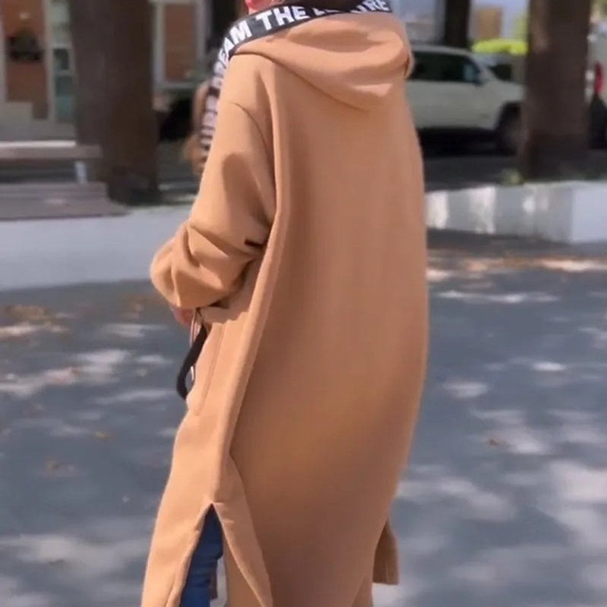 Covadonga | Parka Larga Oversize con Capucha Mujer Detalle Letras