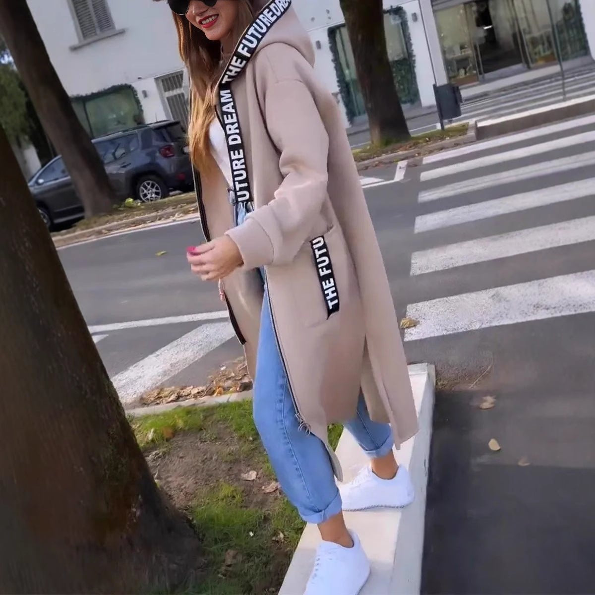 Covadonga | Parka Larga Oversize con Capucha Mujer Detalle Letras