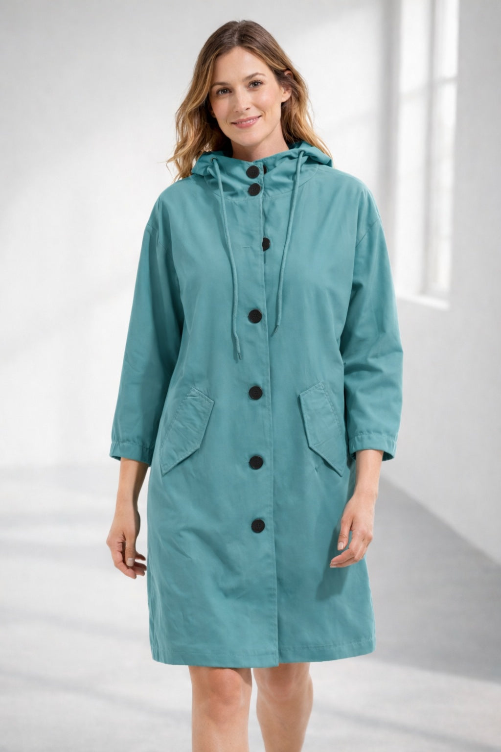 Delia | Chaqueta Larga con Capucha Mujer Botones Manga 3/4