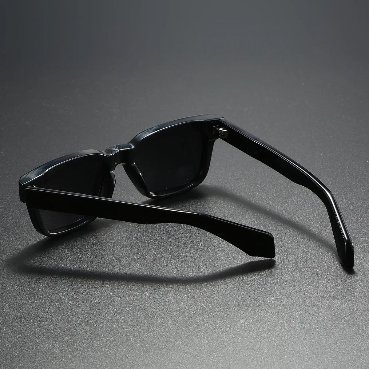 Gafas de Sol Polarizadas Marco Cuadrado Hombre Templos Gruesos