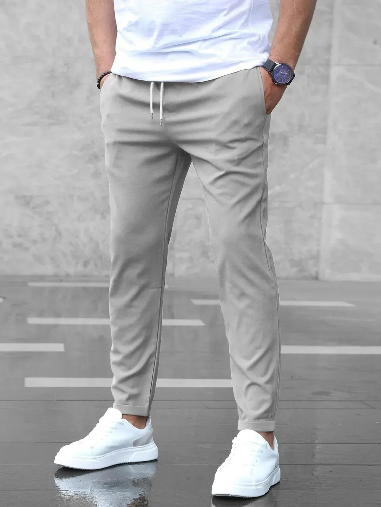 Gonzalo | Pantalón Chino Slim Fit Hombre Cintura Elástica Cordón
