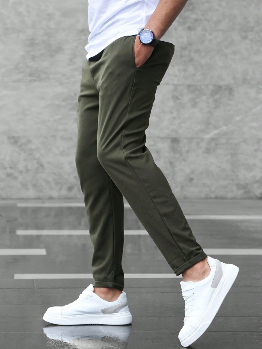 Iker | Pantalón Jogger Chino Hombre Cintura Elástica Corte Slim