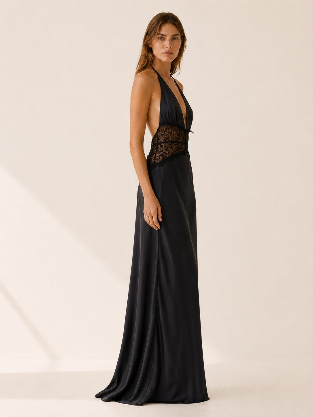 Leire | Vestido Largo de Gala Halter Encaje Mujer Escote V Espalda Descubierta