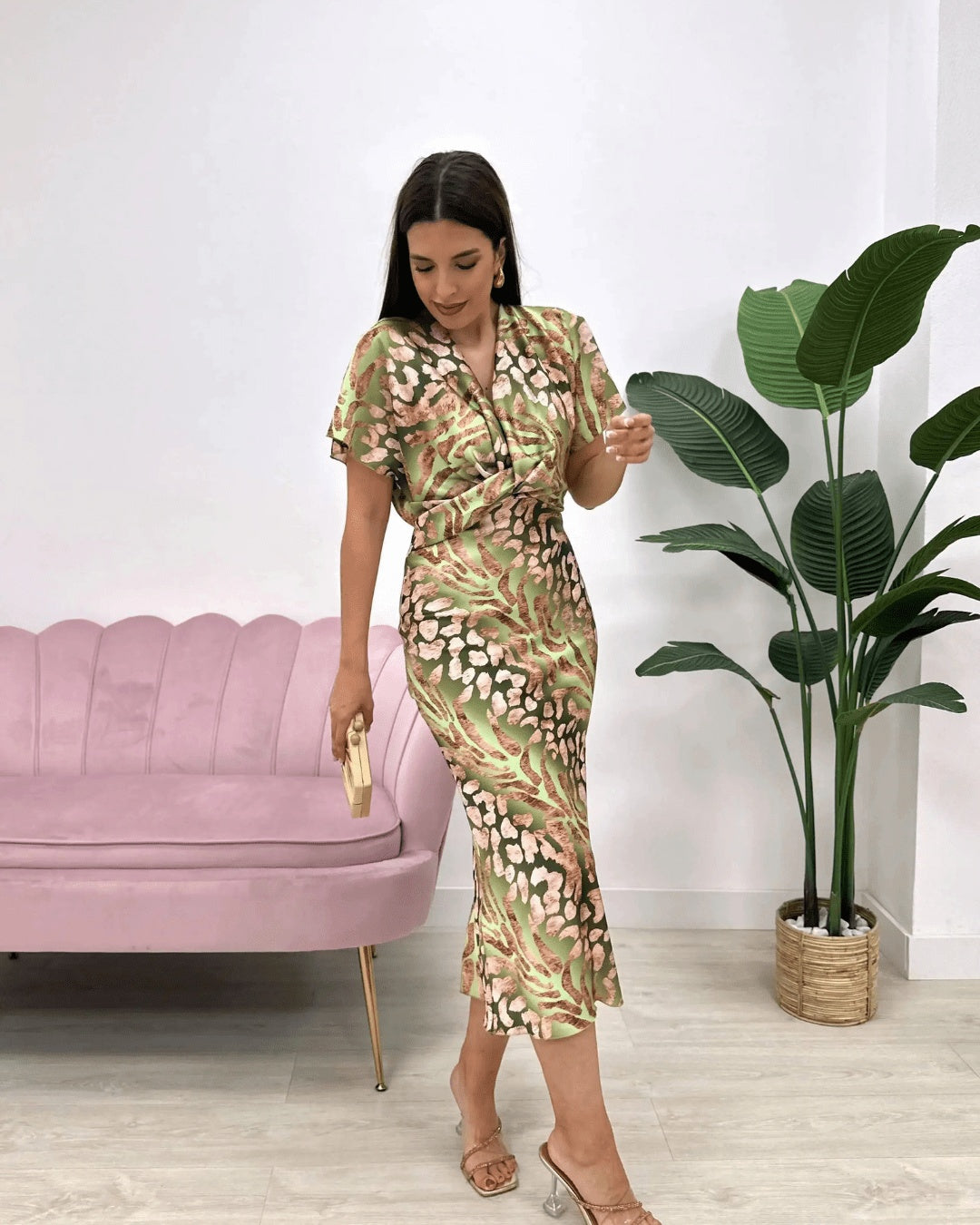 Macarena | Vestido Midi de Invitada Estampado Mujer Escote V Manga Corta