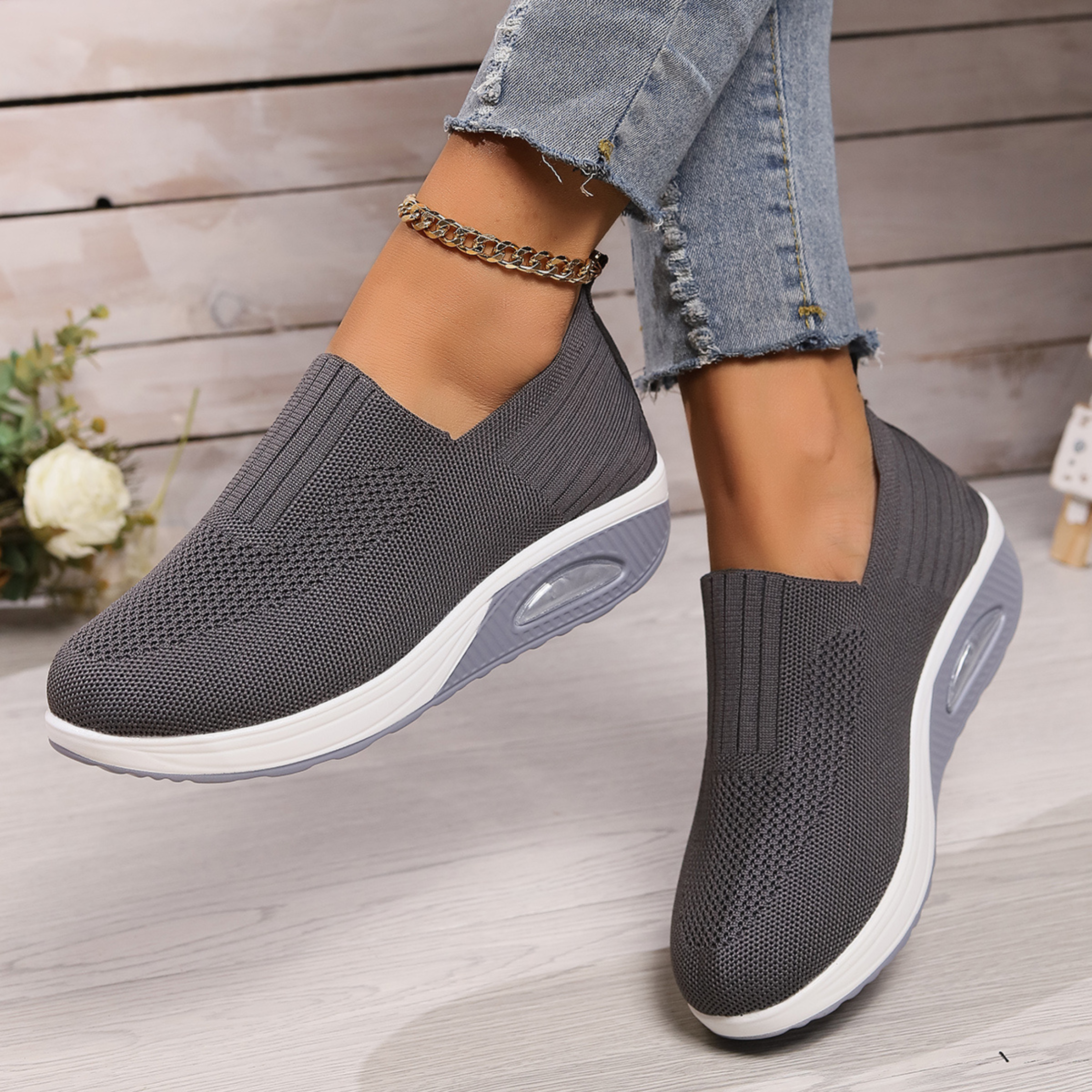 Nerea | Zapatillas Slip-On Mujer Suela Amortiguadora Sin Cordones