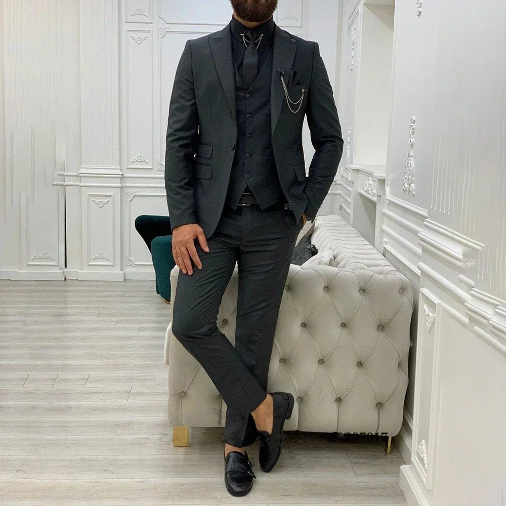 Óscar | Traje de Tres Piezas con Chaleco Hombre Moderno