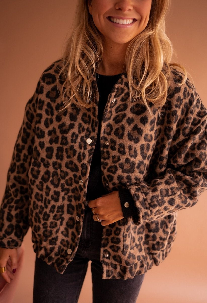 Paloma | Cazadora Acolchada Estampado Leopardo Mujer Oversize Botones
