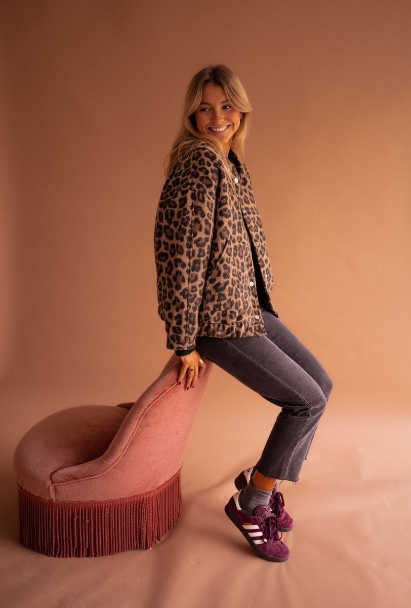 Paloma | Cazadora Acolchada Estampado Leopardo Mujer Oversize Botones