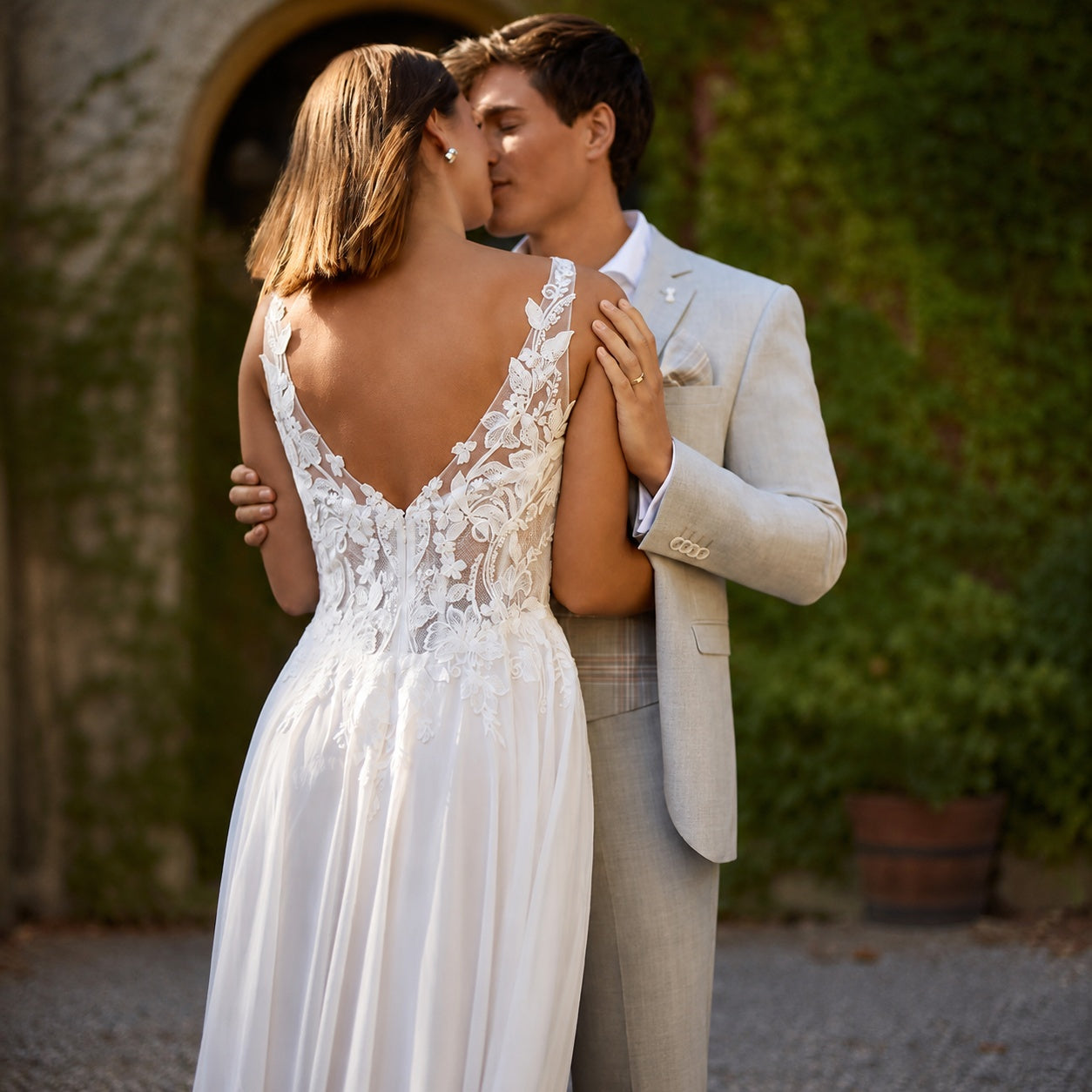Sofía | Vestido de Novia Boho Mujer Encaje Escote V Sin Mangas